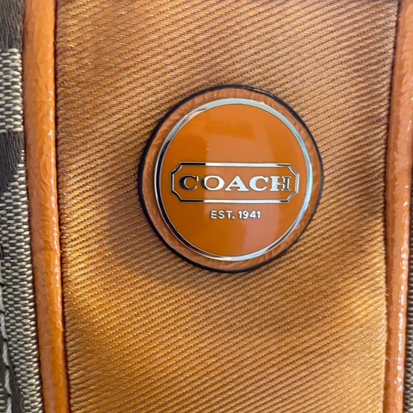 Coast Satchel style Purse - Picture 9 of 12